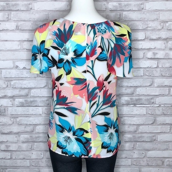 Worthington floral flutter sleeve blouse, small - Picture 3 of 7